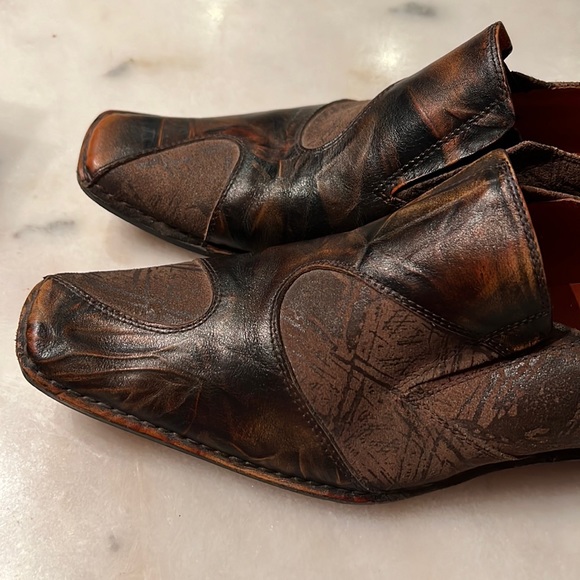 Robert Wayne men’s leather shoes; stylish and exotic; multi-colored rustic/black - Picture 8 of 8